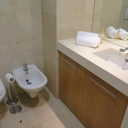 Charming - 2 Bedrooms & Garage Apartamento Lisboa