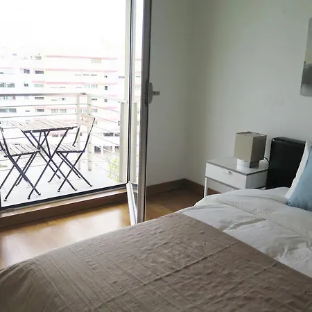 Apartment Charming - 2 Bedrooms & Garage Lissabon
